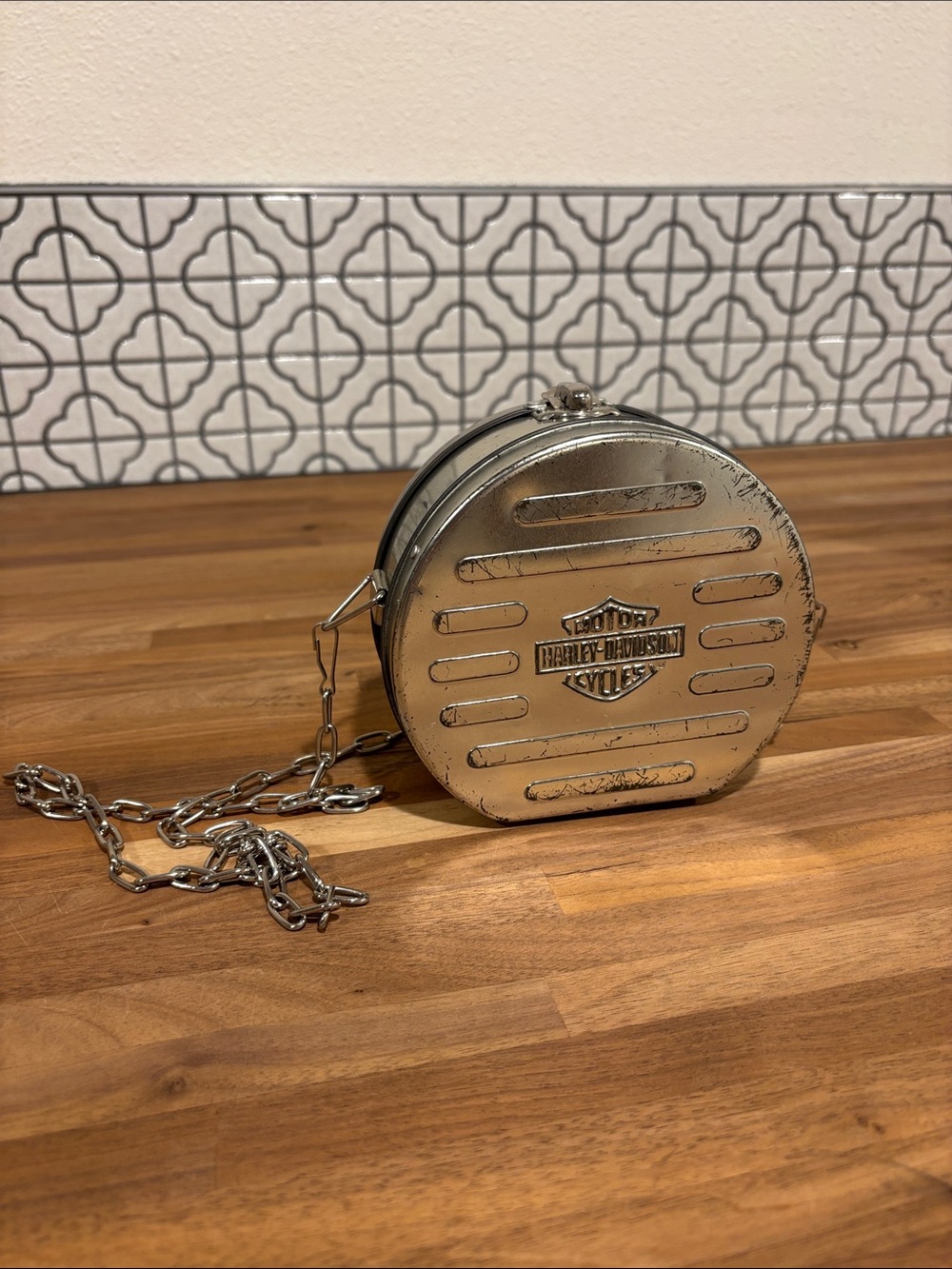 Harley-Davidson Metallic Silver Round Chain Shoulder Bag